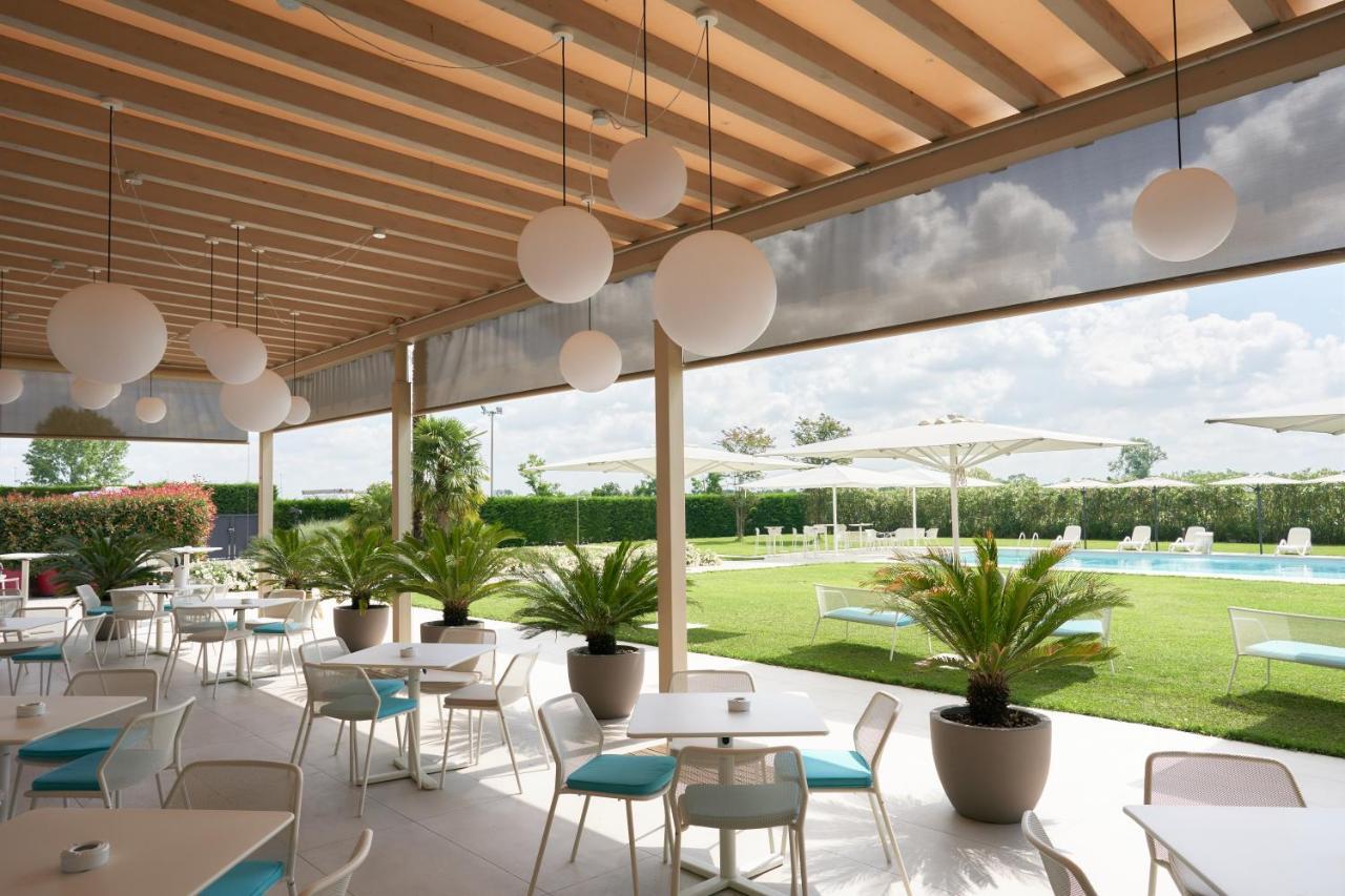 Hotel Omnia Noventa di Piave Luaran gambar