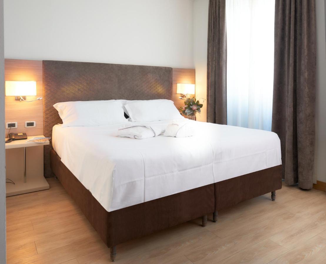 Hotel Omnia Noventa di Piave Luaran gambar
