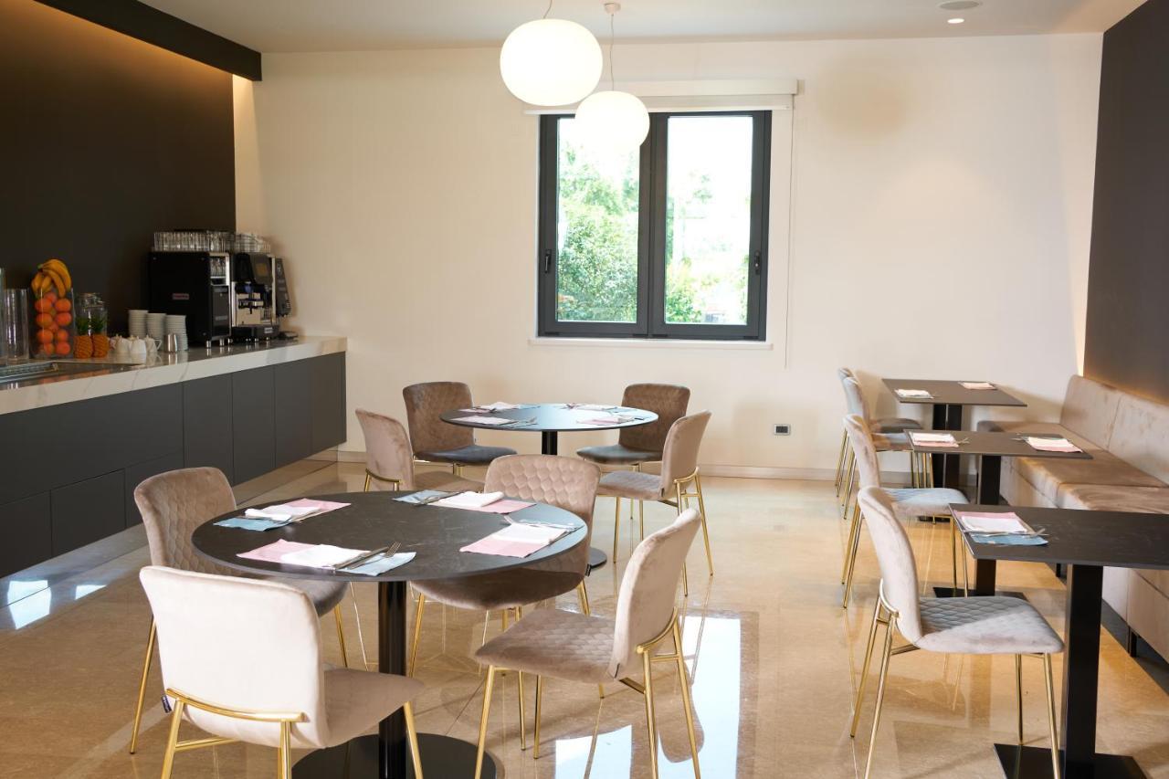 Hotel Omnia Noventa di Piave Luaran gambar