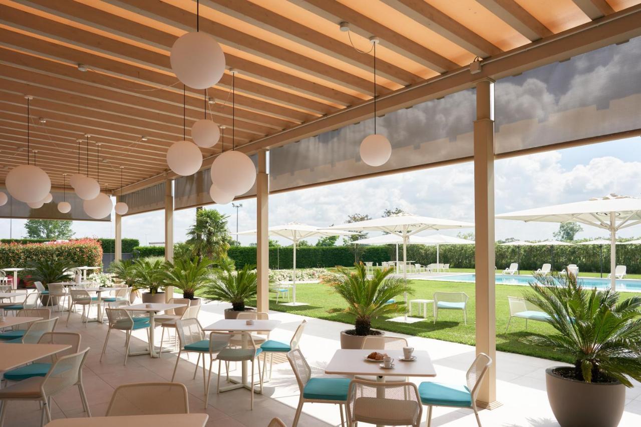 Hotel Omnia Noventa di Piave Luaran gambar