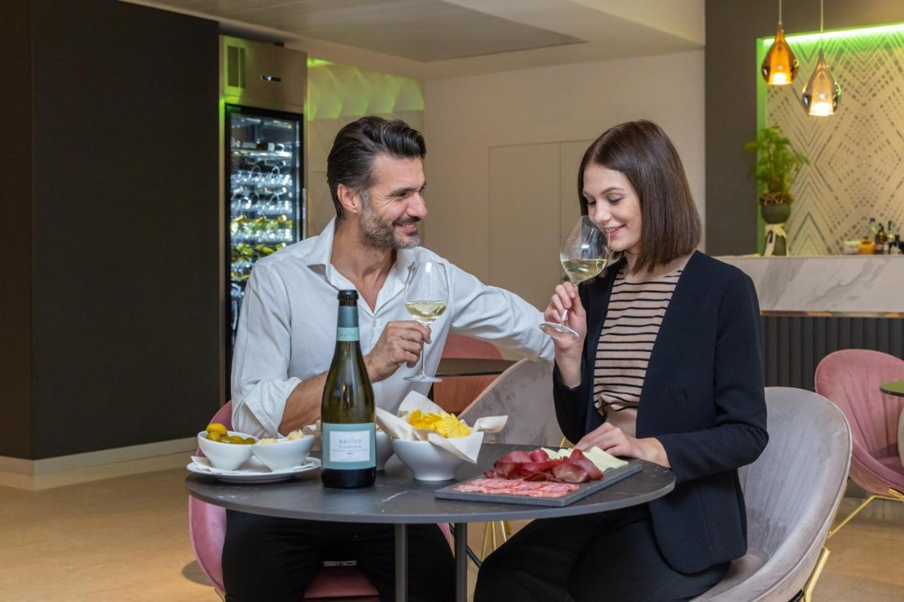Hotel Omnia Noventa di Piave Luaran gambar